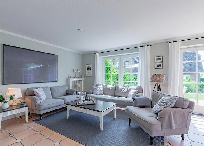 Semesterbostad Reetdachhaus Hedehusum